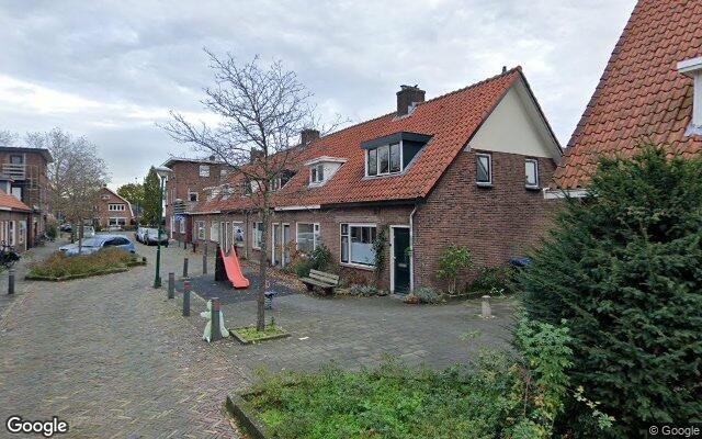 Speeltuin Burgemeester Jonkheer Strick van Linschotenstraat